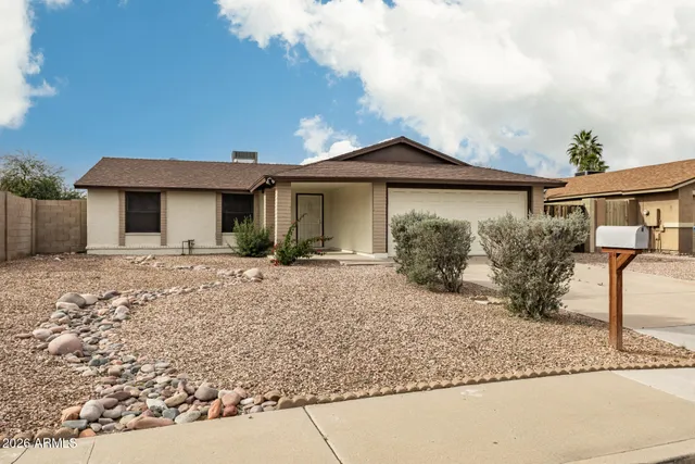 $449,900 | 2016 North Arrowhead Drive, Chandler, AZ 85224