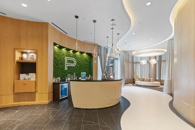 $9,899 | 851 Northeast 1st Avenue, Unit 3512, Miami, FL 33132