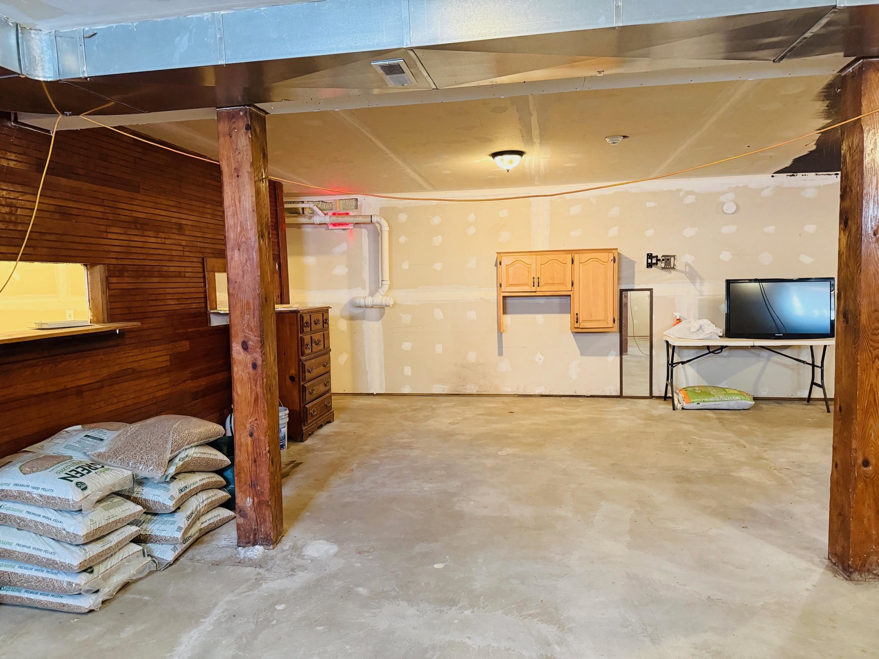 5755 Highway 5 Weathersfield, VT 05089 - Photo 19 of 44