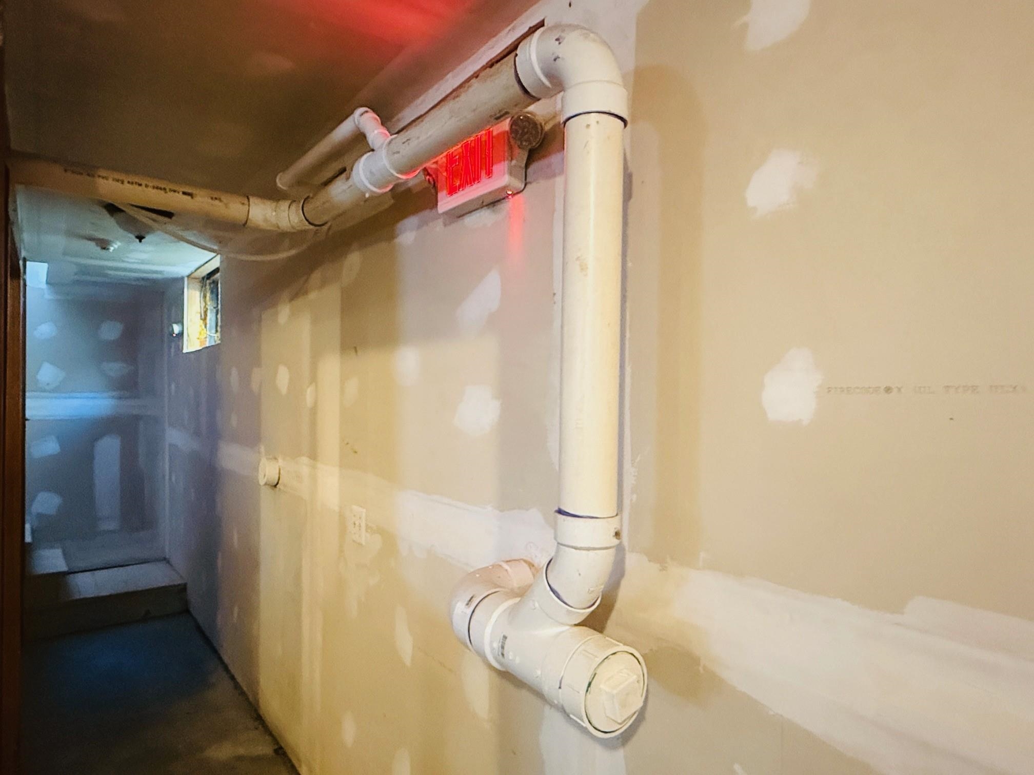 5755 Highway 5 Weathersfield, VT 05089 - Photo 37 of 44