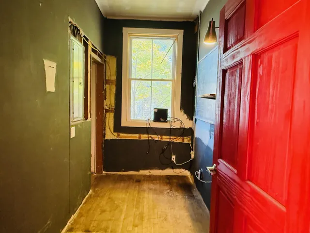 $199,900 | 5755 Highway 5, Weathersfield, VT 05089