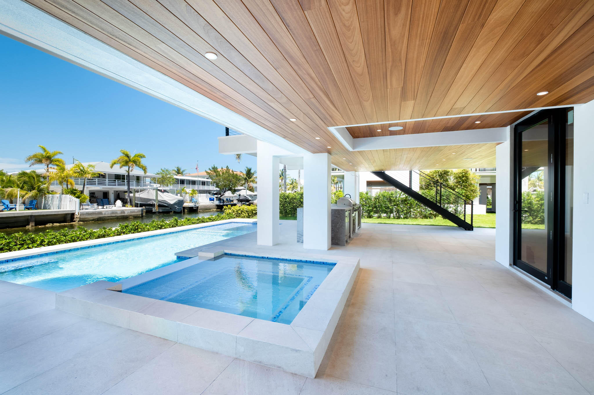 301 Buttonwood Circle, Unit A Key Largo, FL 33037 - Photo 11 of 65 Hot Tub