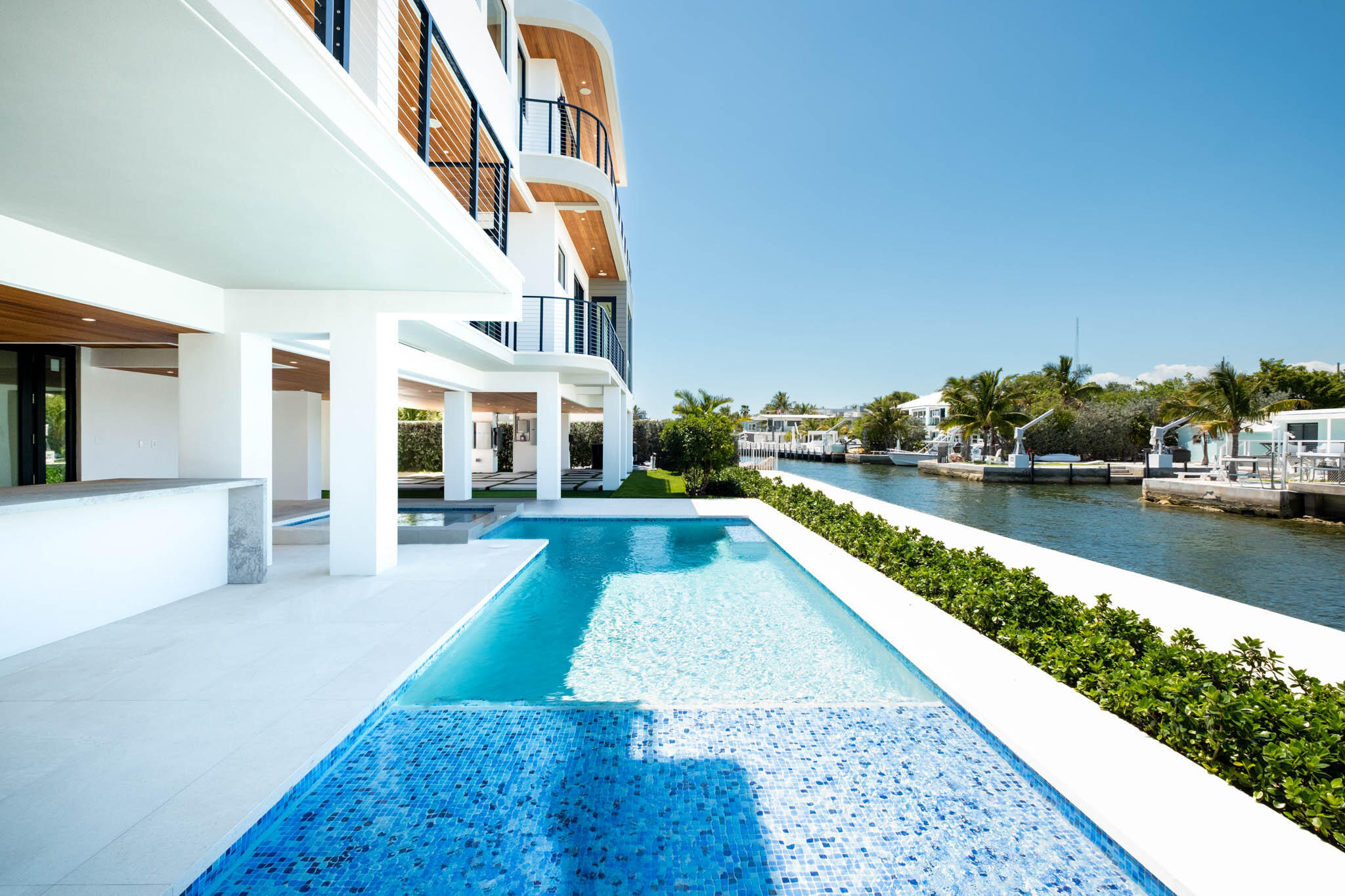301 Buttonwood Circle, Unit A Key Largo, FL 33037 - Photo 13 of 65 Pool