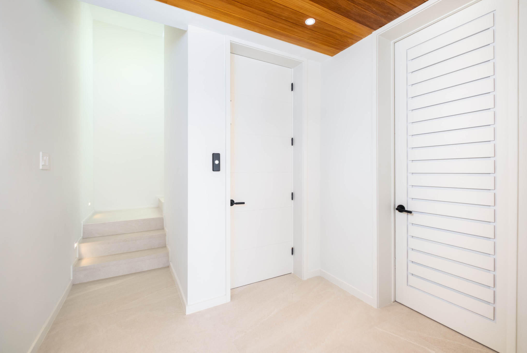 301 Buttonwood Circle, Unit A Key Largo, FL 33037 - Photo 15 of 65 Foyer/Elevator