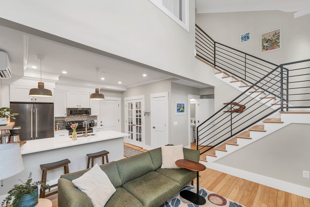 142 Main Street, Unit 2 Amesbury, MA 01913 - Photo 11 of 40
