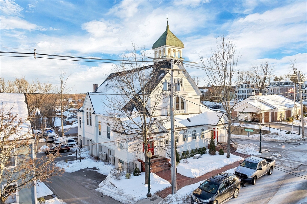 142 Main Street, Unit 2 Amesbury, MA 01913 - Photo 16 of 40