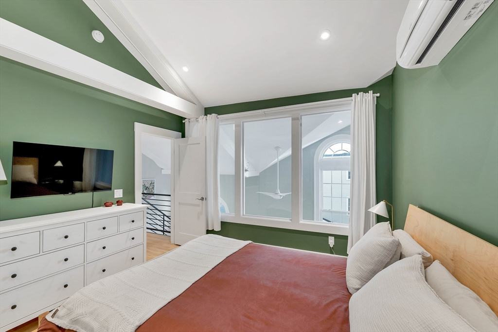 142 Main Street, Unit 2 Amesbury, MA 01913 - Photo 22 of 40