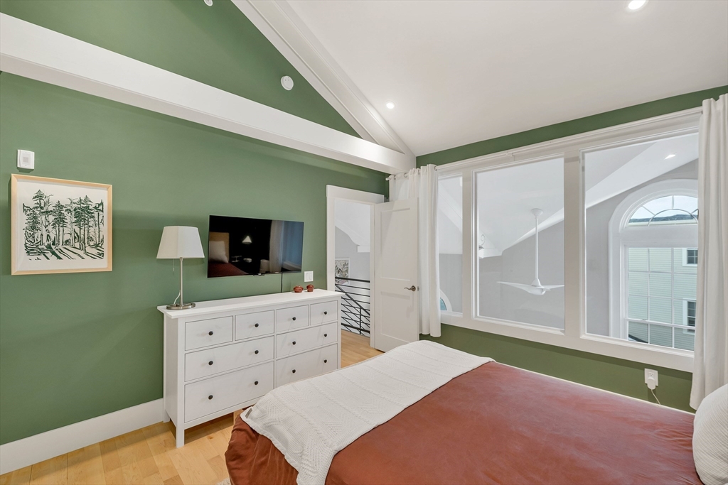 142 Main Street, Unit 2 Amesbury, MA 01913 - Photo 25 of 40