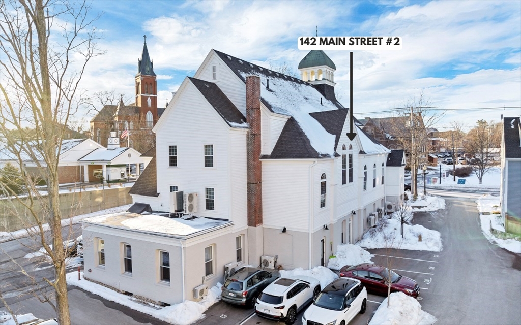 142 Main Street, Unit 2 Amesbury, MA 01913 - Photo 3 of 40