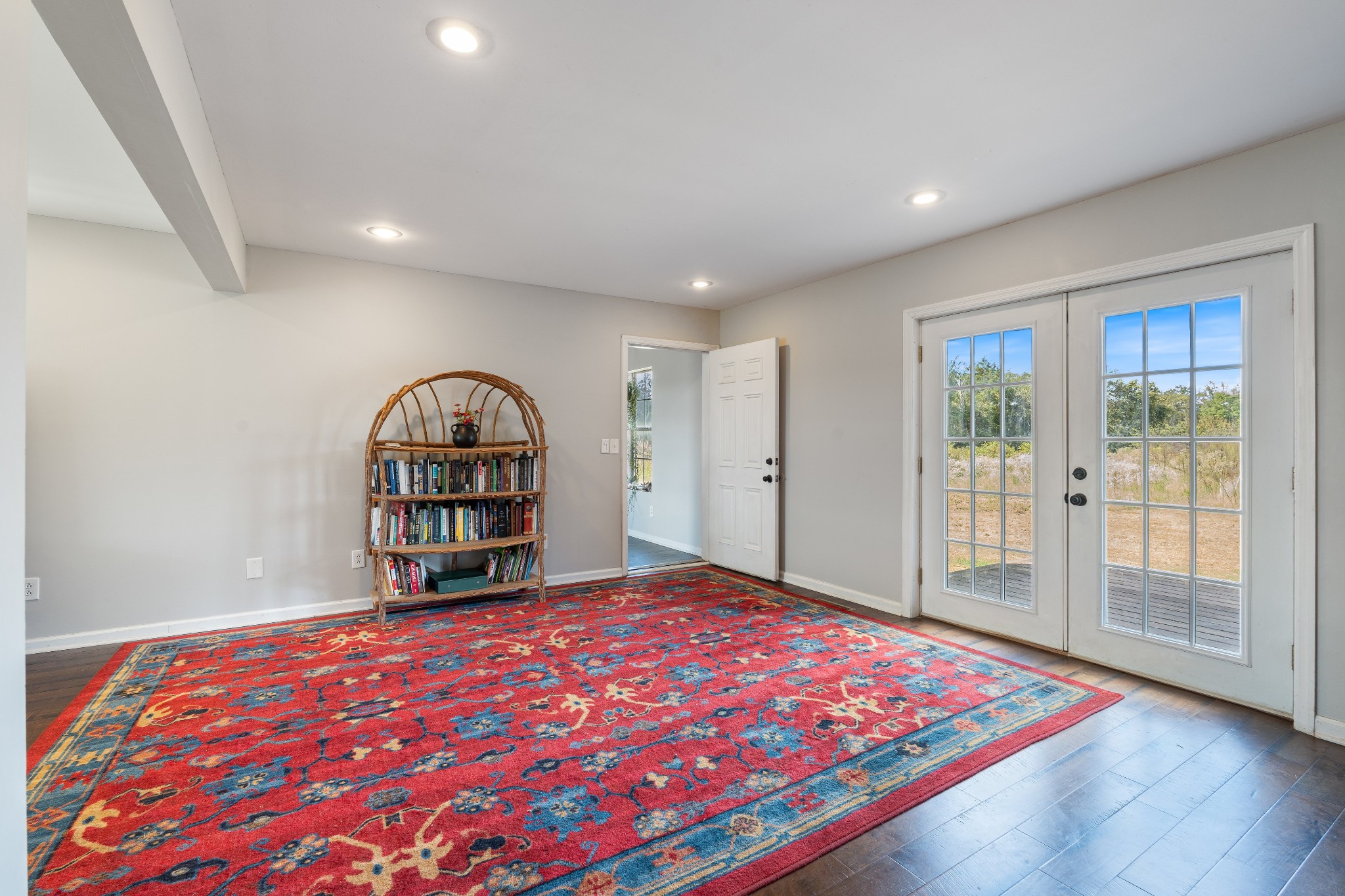 330 John Shaw Road Lewisburg, TN 37091 - Photo 15 of 41 a very nice looking room with a large window