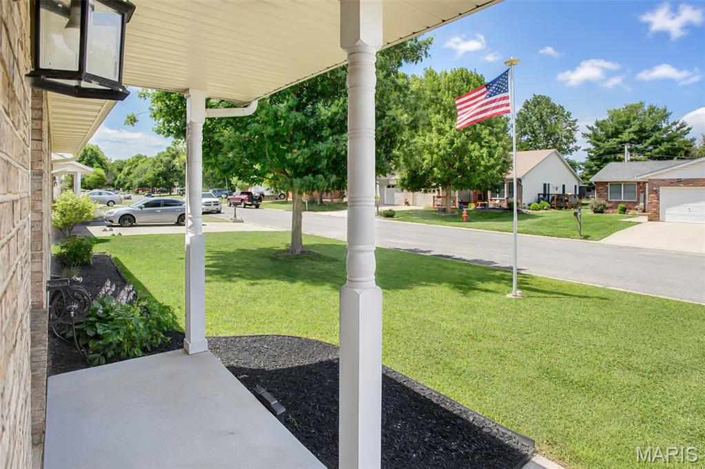 95 Sunbeam Drive Highland, IL 62249 - Photo 4 of 46