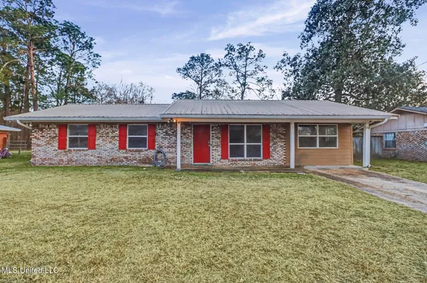 $210,000 | 211 Palmyra Street, Long Beach, MS 39560