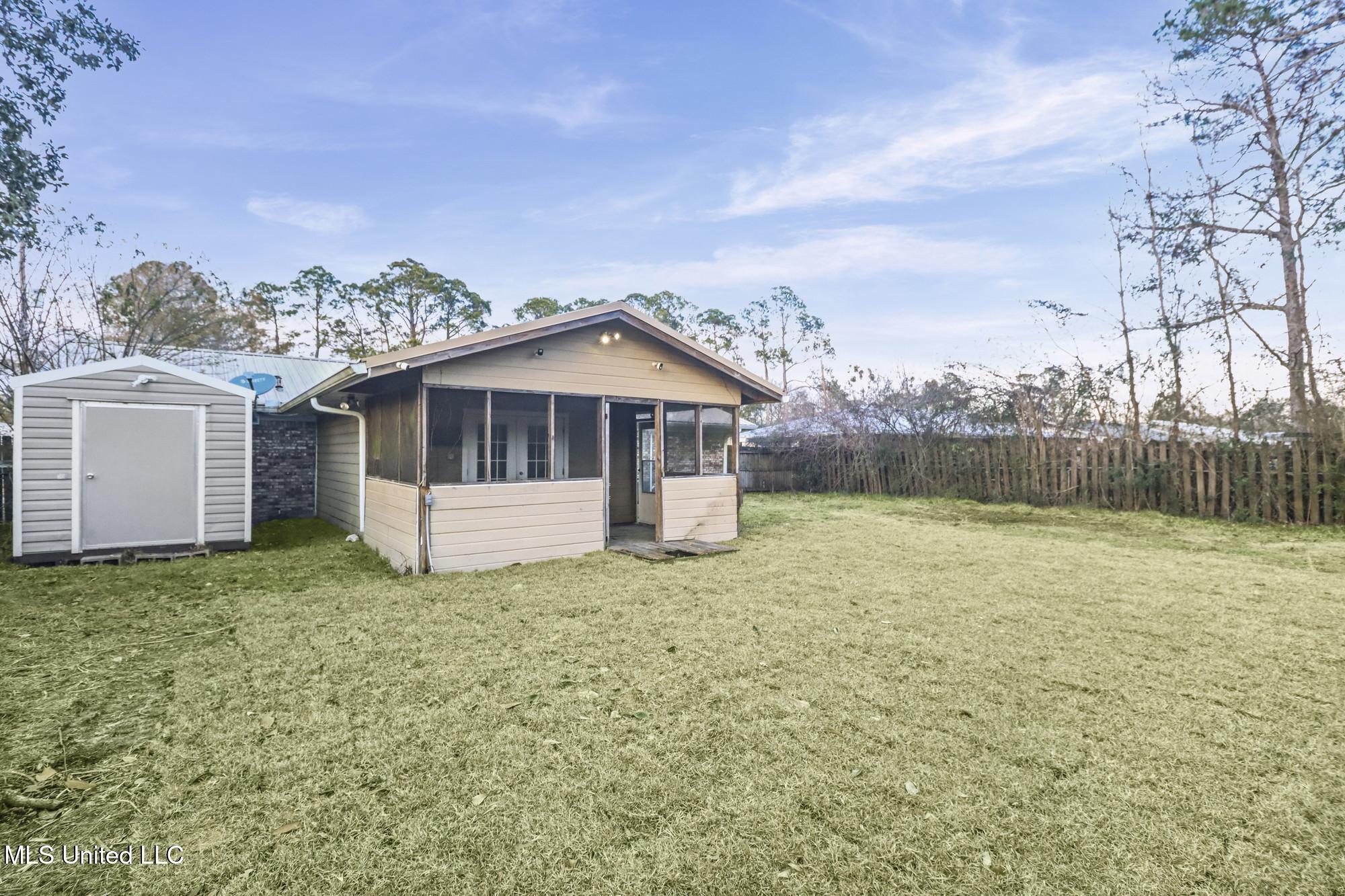 211 Palmyra Street Long Beach, MS 39560 - Photo 22 of 23 IMG_3090_web