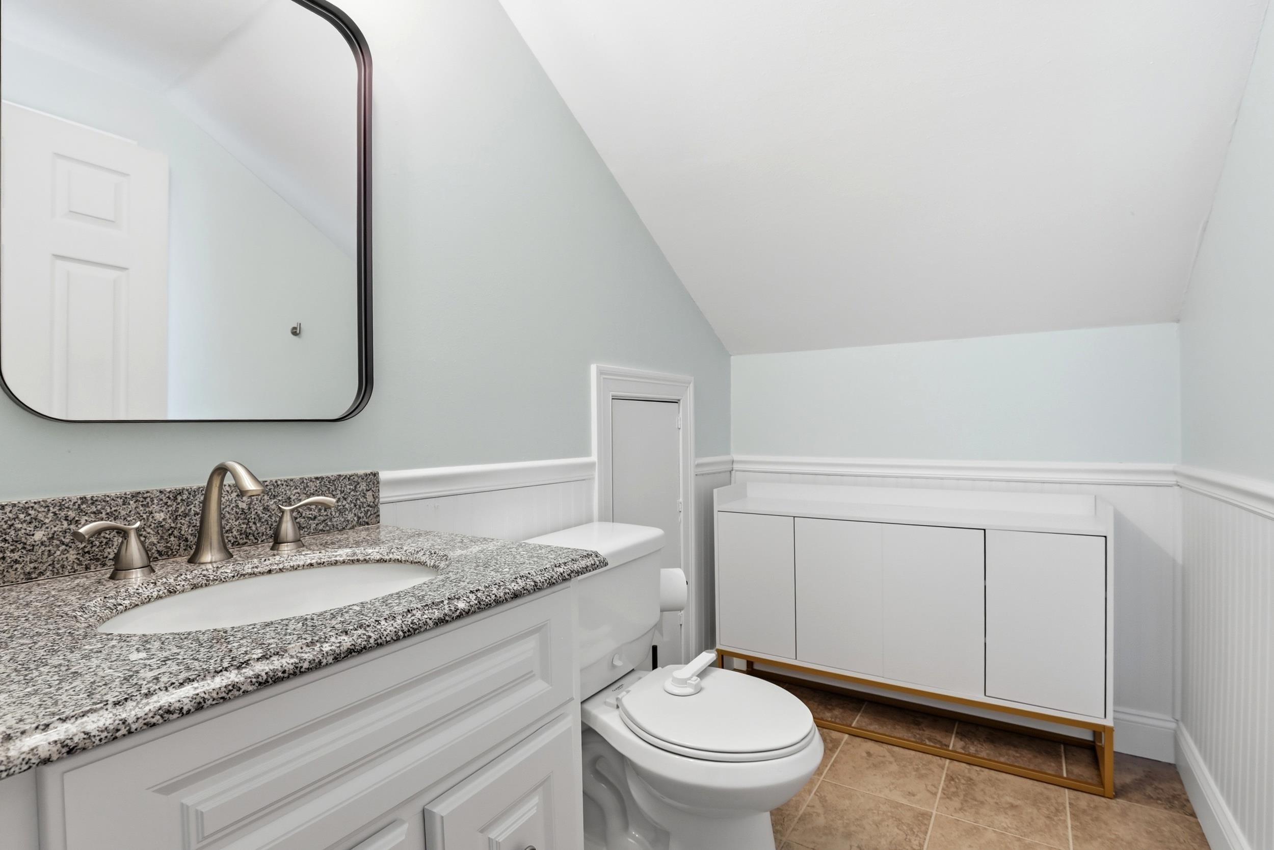589 Tolend Road Dover, NH 03820 - Photo 24 of 35