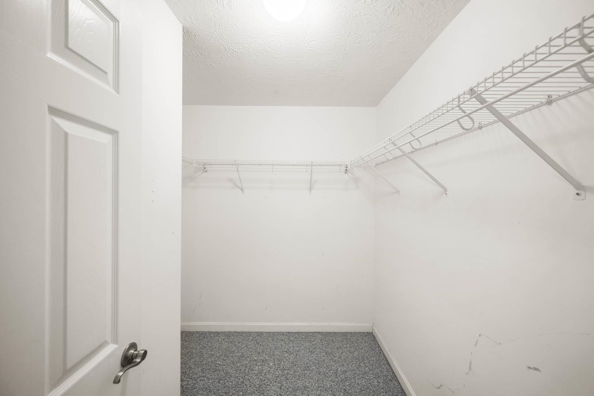 52 Preston Field Road Nashua, NH 03064 - Photo 21 of 40