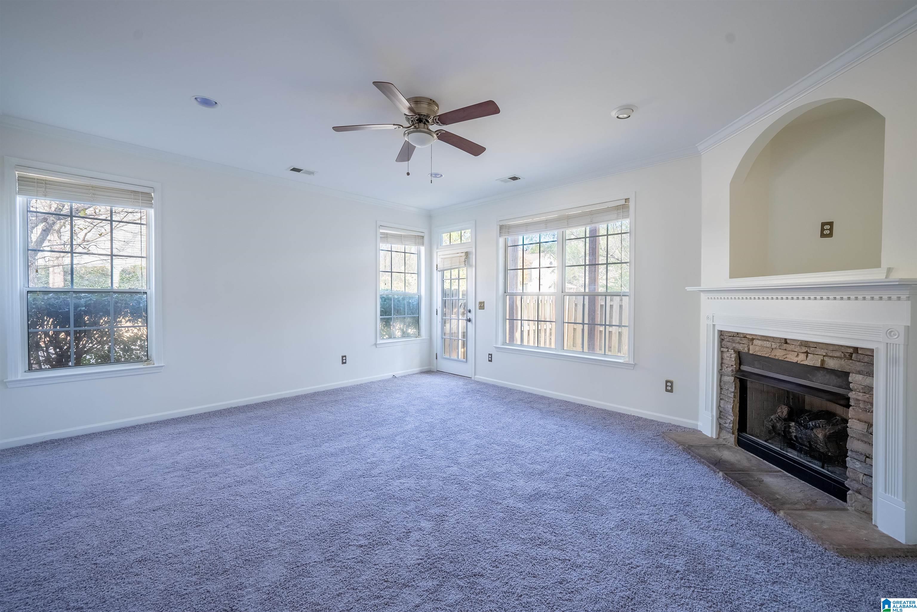 218 Calloway Lane Pelham, AL 35124 - Photo 3 of 42