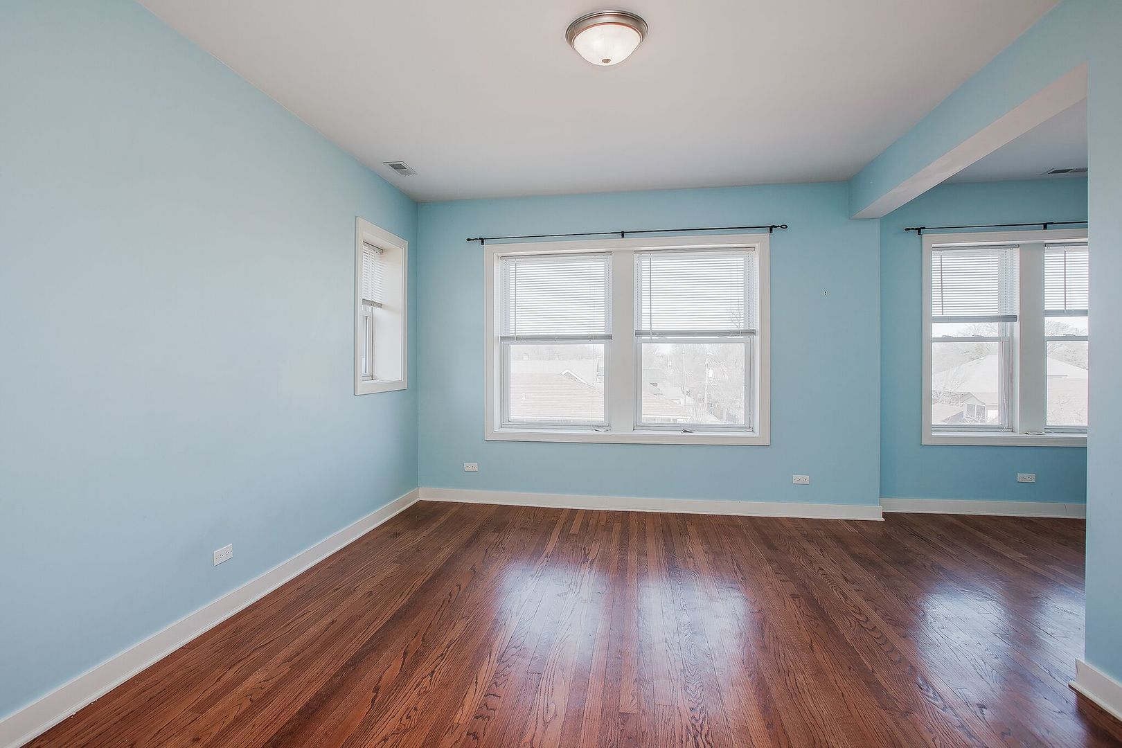 3911 West Addison Street, Unit 3A Chicago, IL 60618 - Photo 12 of 19 Gallery Image 12