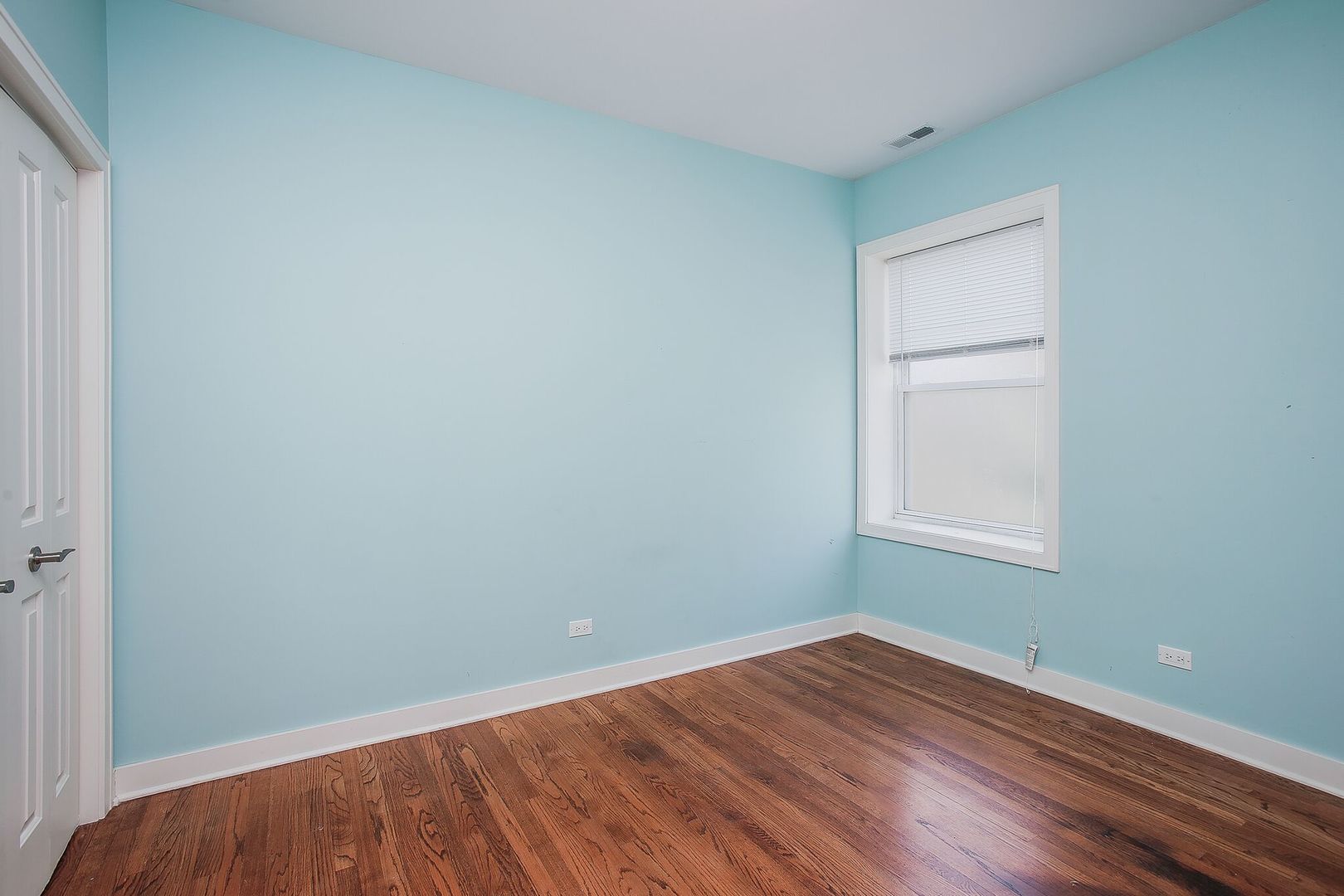 3911 West Addison Street, Unit 3A Chicago, IL 60618 - Photo 15 of 19 Gallery Image 15