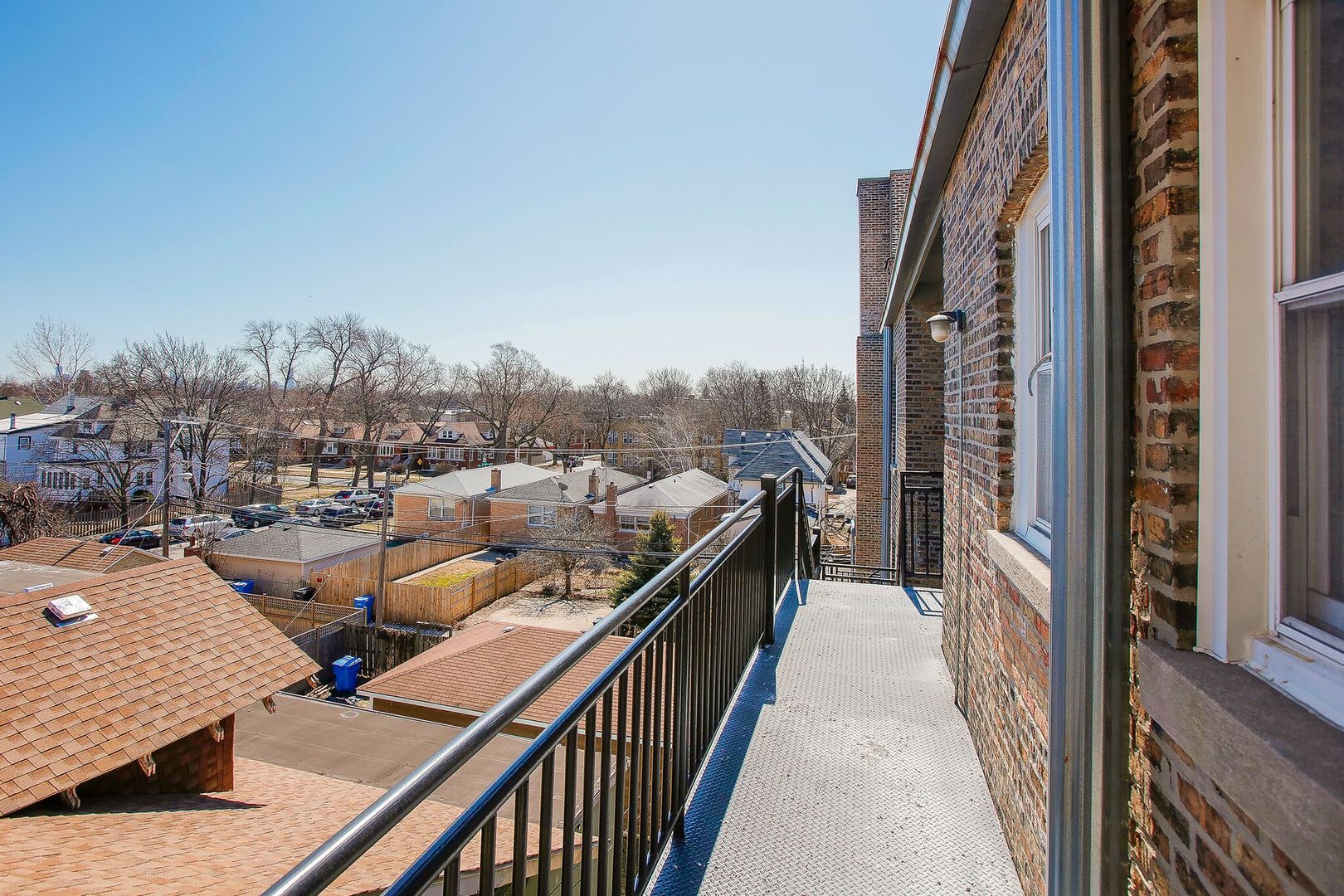 3911 West Addison Street, Unit 3A Chicago, IL 60618 - Photo 18 of 19 Gallery Image 18