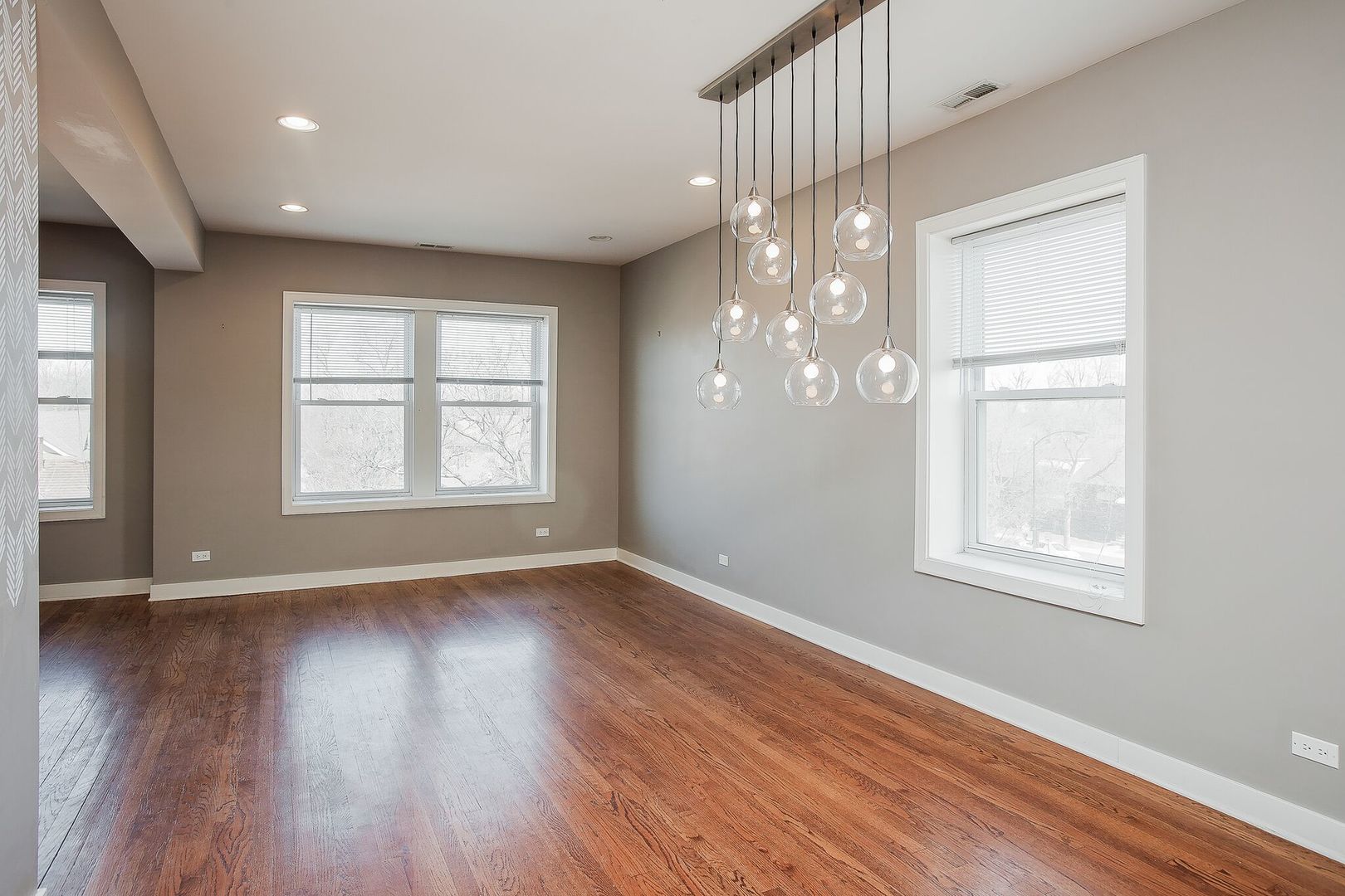 3911 West Addison Street, Unit 3A Chicago, IL 60618 - Photo 8 of 19 Gallery Image 8