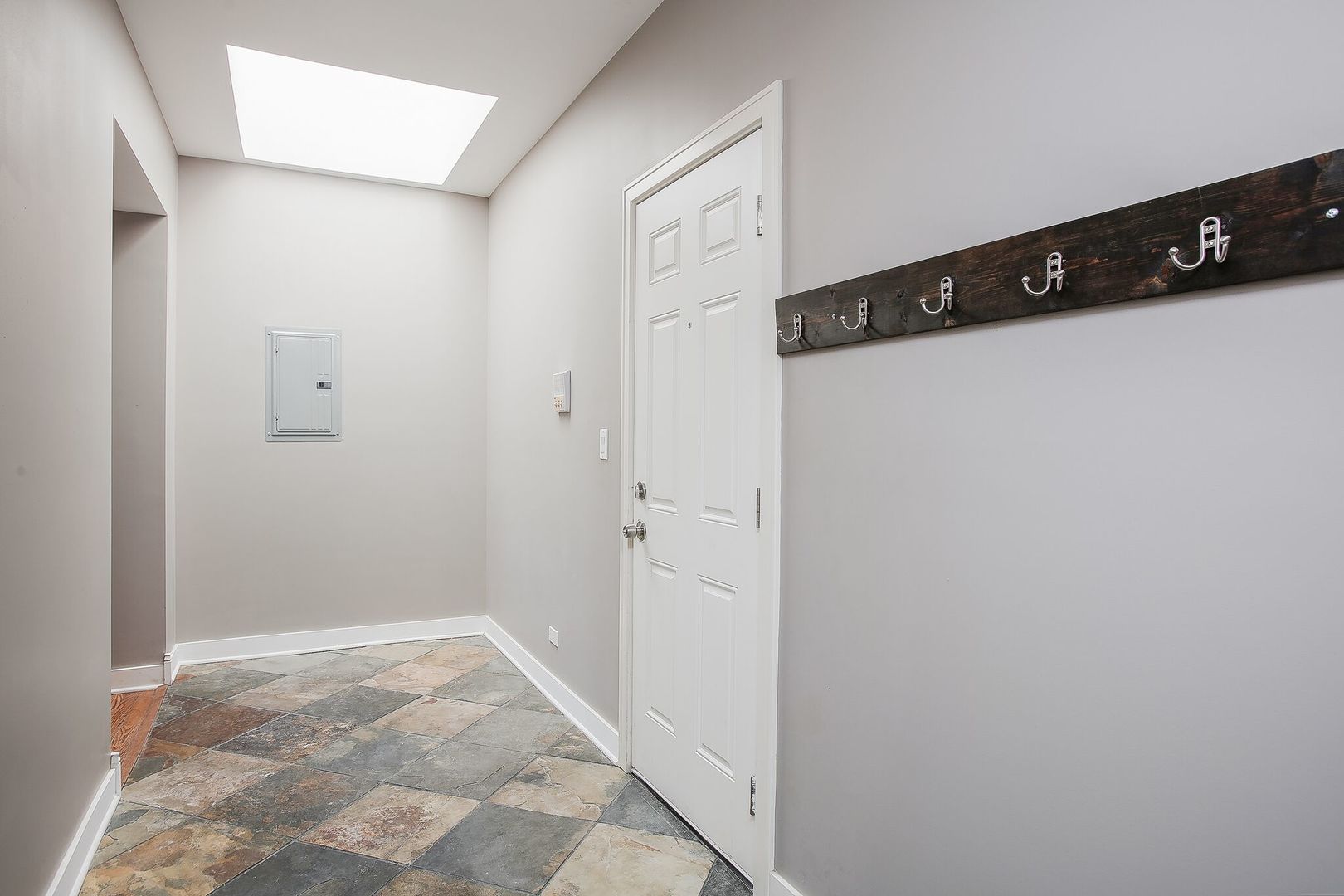 3911 West Addison Street, Unit 3A Chicago, IL 60618 - Photo 10 of 19 Gallery Image 10