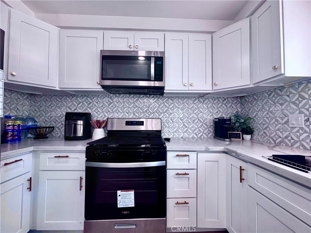 2969 Crestwood Place Riverside, CA 92503 - Photo 12 of 18