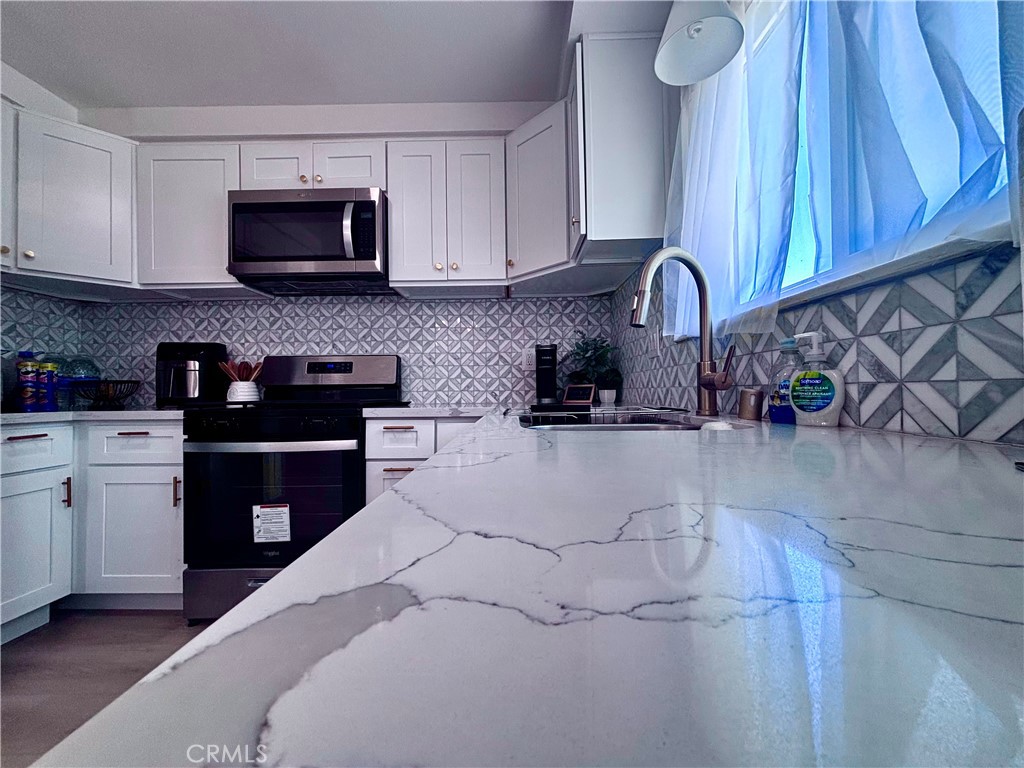 2969 Crestwood Place Riverside, CA 92503 - Photo 13 of 18