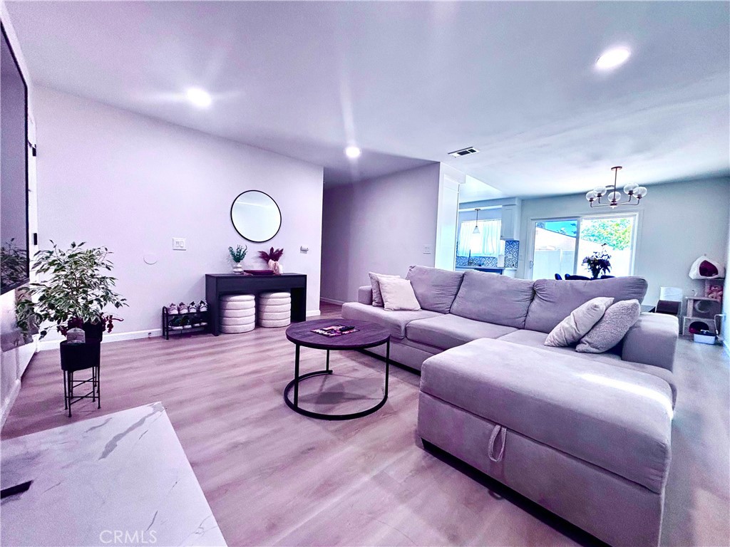 2969 Crestwood Place Riverside, CA 92503 - Photo 7 of 18