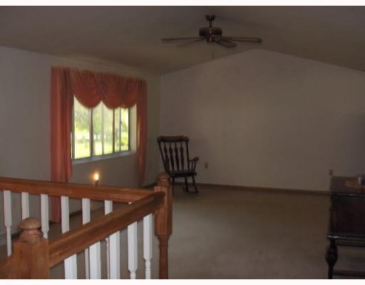 210 Cherry Valley Road McDonald, PA 15057 - Photo 5 of 15 Living Room.