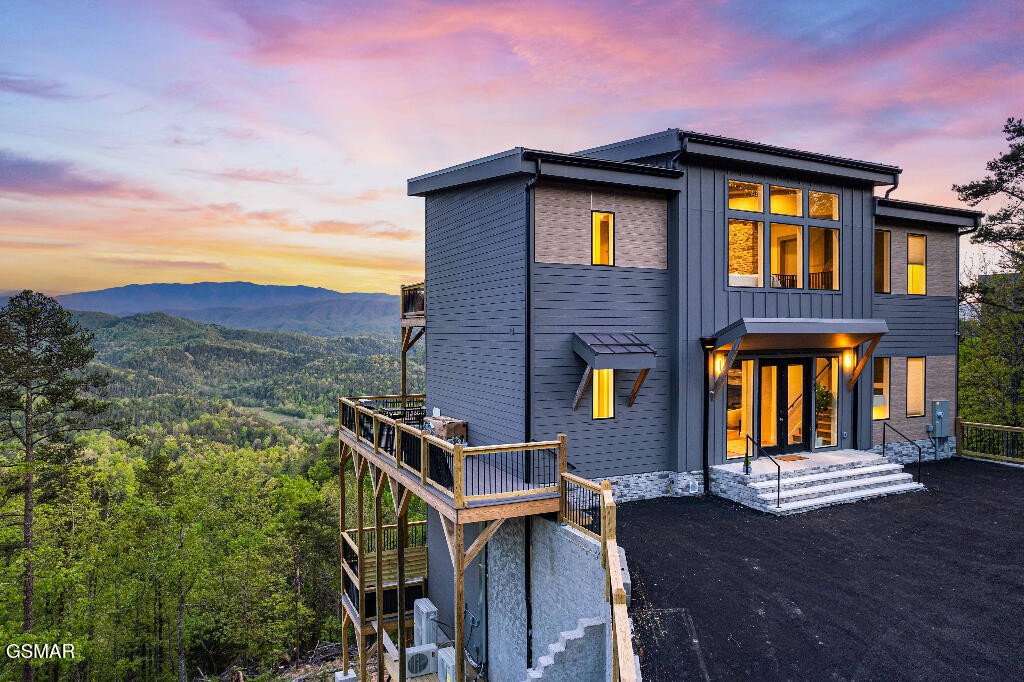937 Autumn Ridge Way Sevierville, TN 37876 - Photo 13 of 62 Gallery Image 13