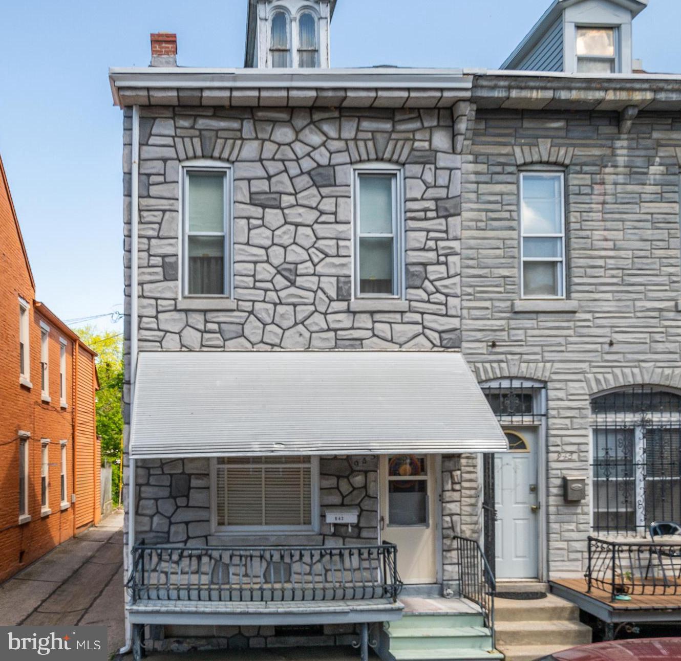 943 Spruce Street Reading, PA 19602 - Photo 1 of 22