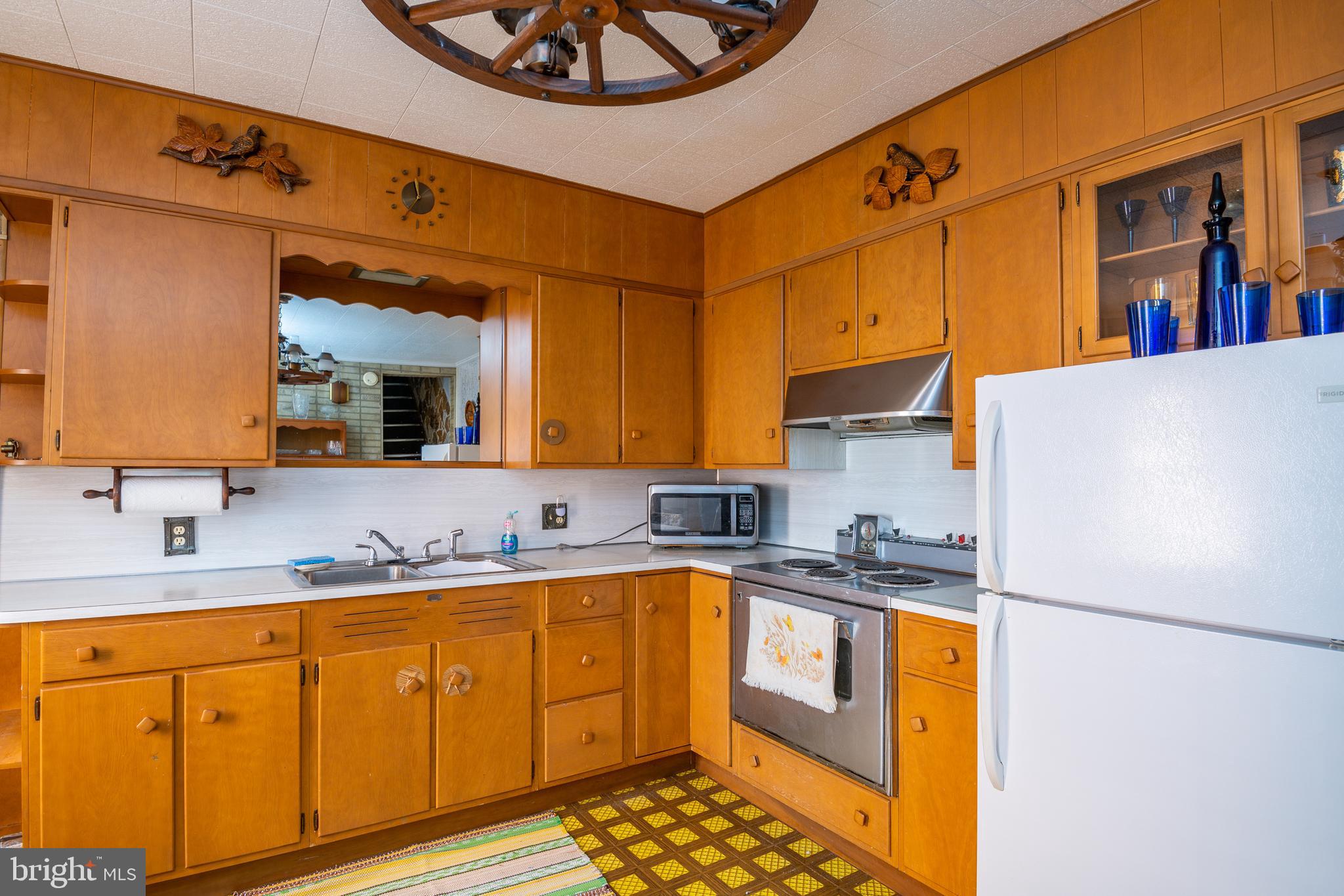 943 Spruce Street Reading, PA 19602 - Photo 9 of 22