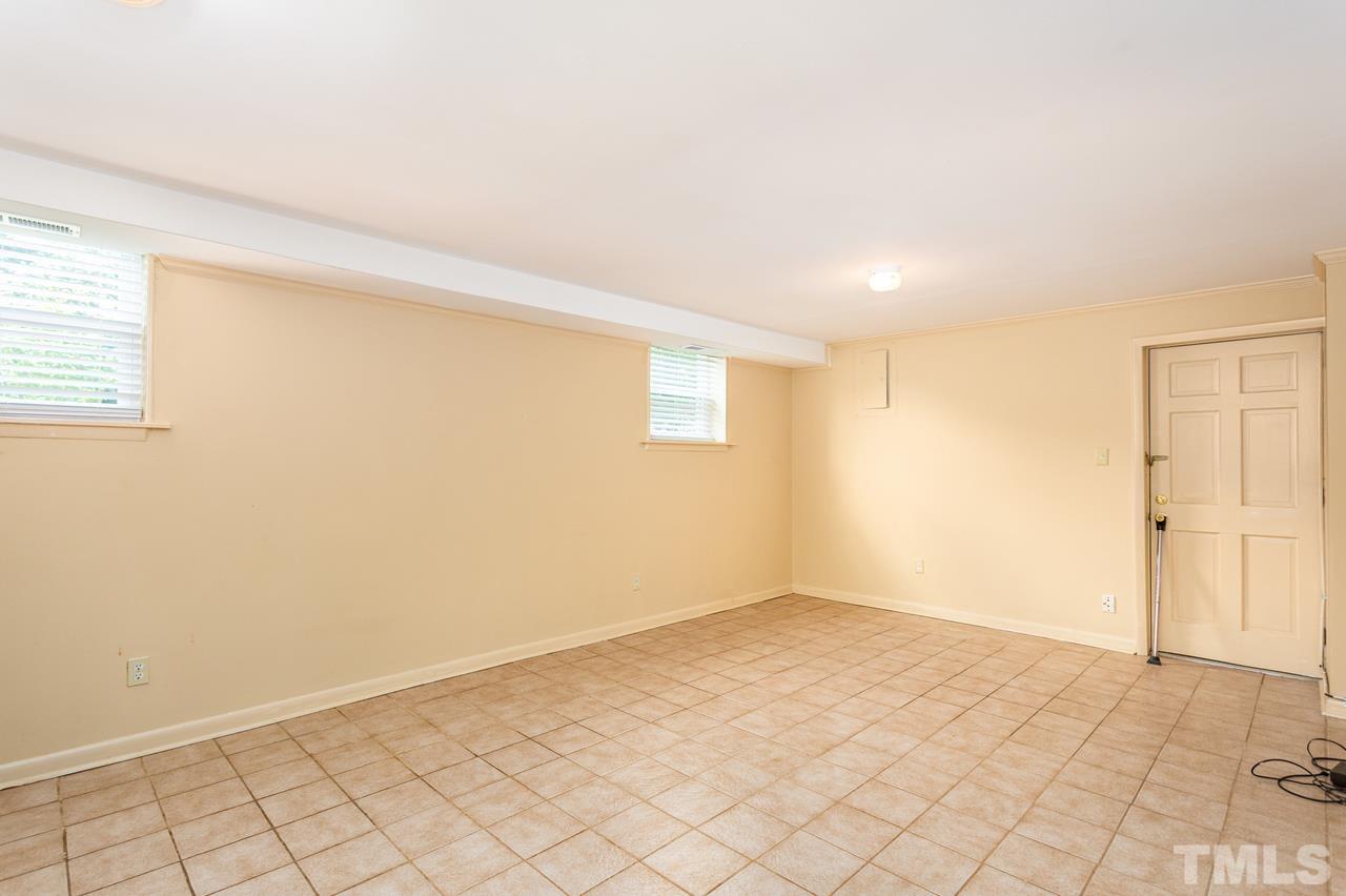 1301 Ashburton Road Raleigh, NC 27606 - Photo 12 of 22