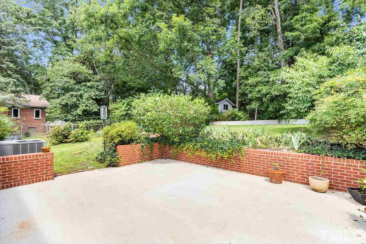 1301 Ashburton Road Raleigh, NC 27606 - Photo 19 of 22