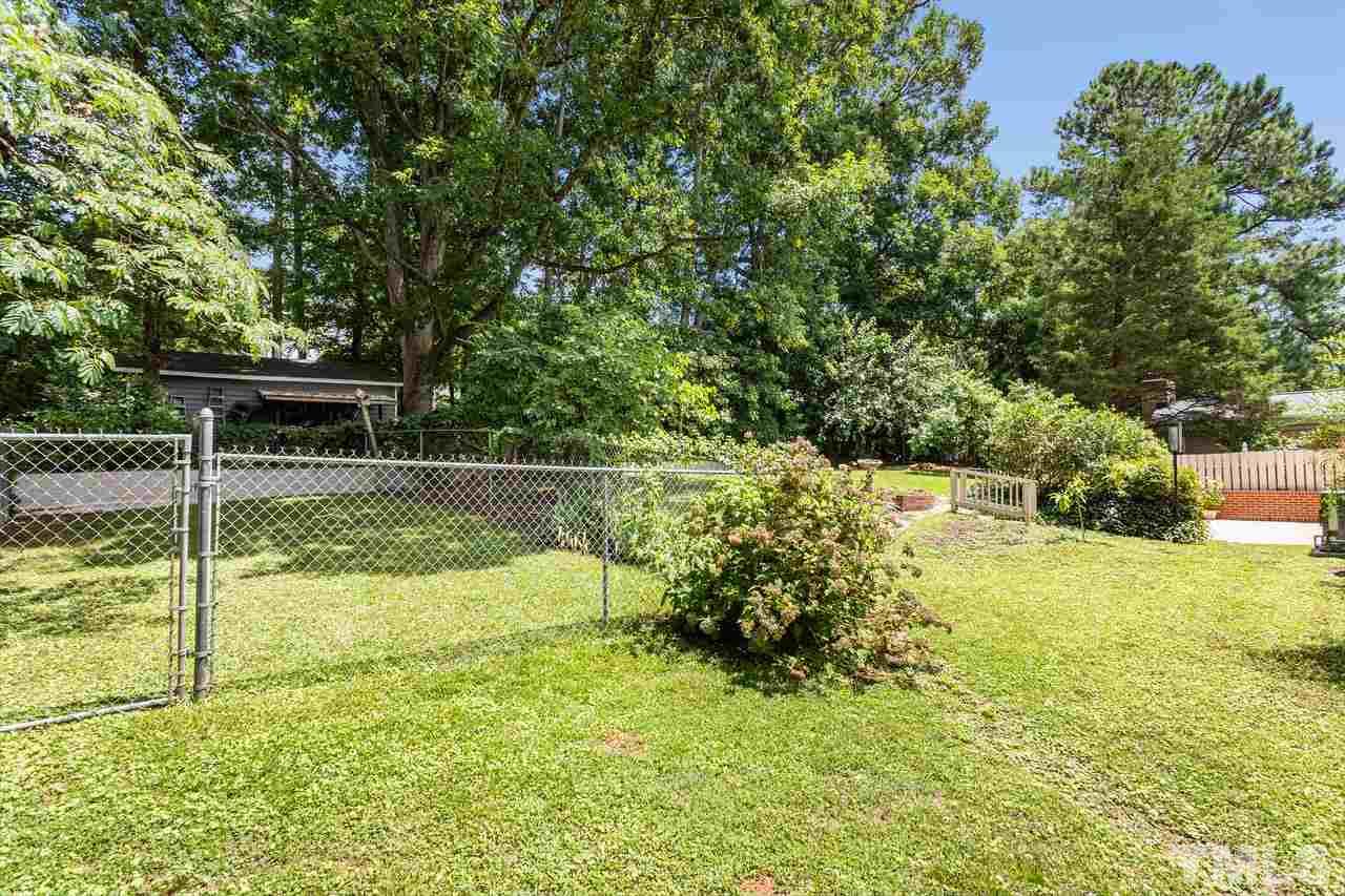 1301 Ashburton Road Raleigh, NC 27606 - Photo 20 of 22