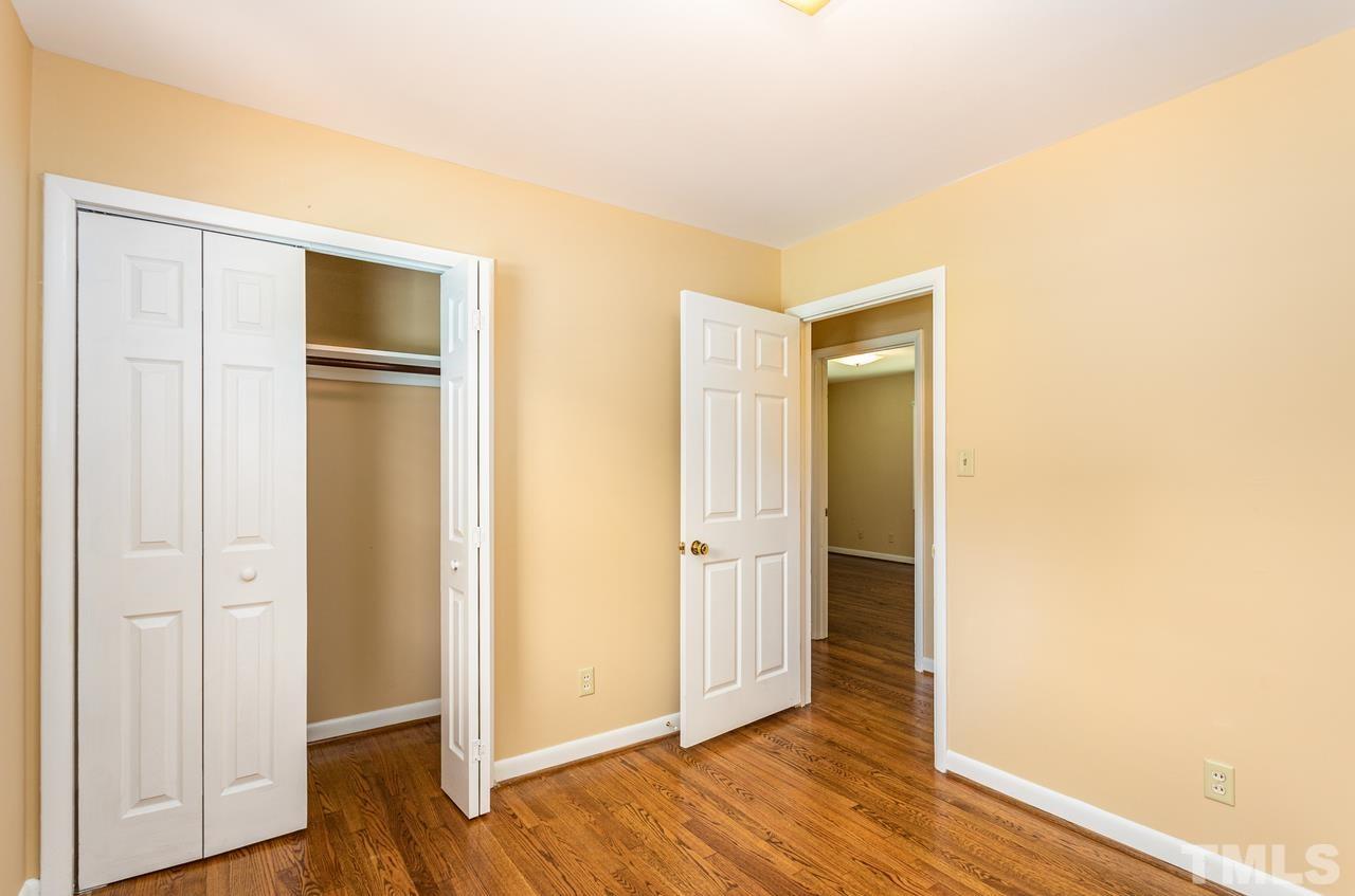 1301 Ashburton Road Raleigh, NC 27606 - Photo 10 of 22