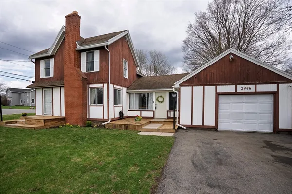 $239,900 | 2446 Browncroft Boulevard, Penfield, NY 14625
