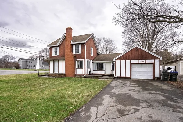 $250,000 | 2446 Browncroft Boulevard, Penfield, NY 14625