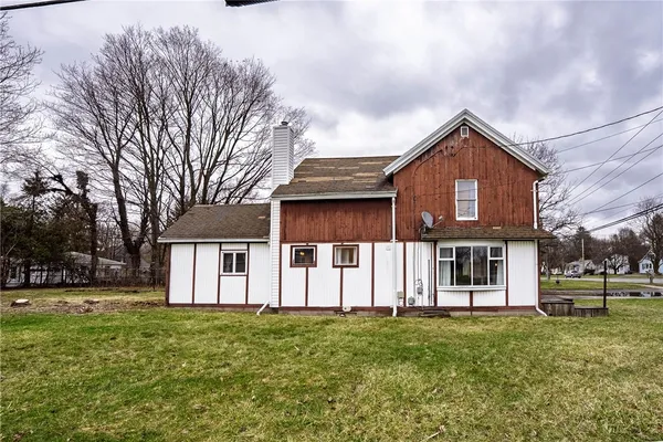 $250,000 | 2446 Browncroft Boulevard, Penfield, NY 14625