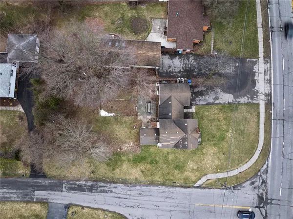 $250,000 | 2446 Browncroft Boulevard, Penfield, NY 14625