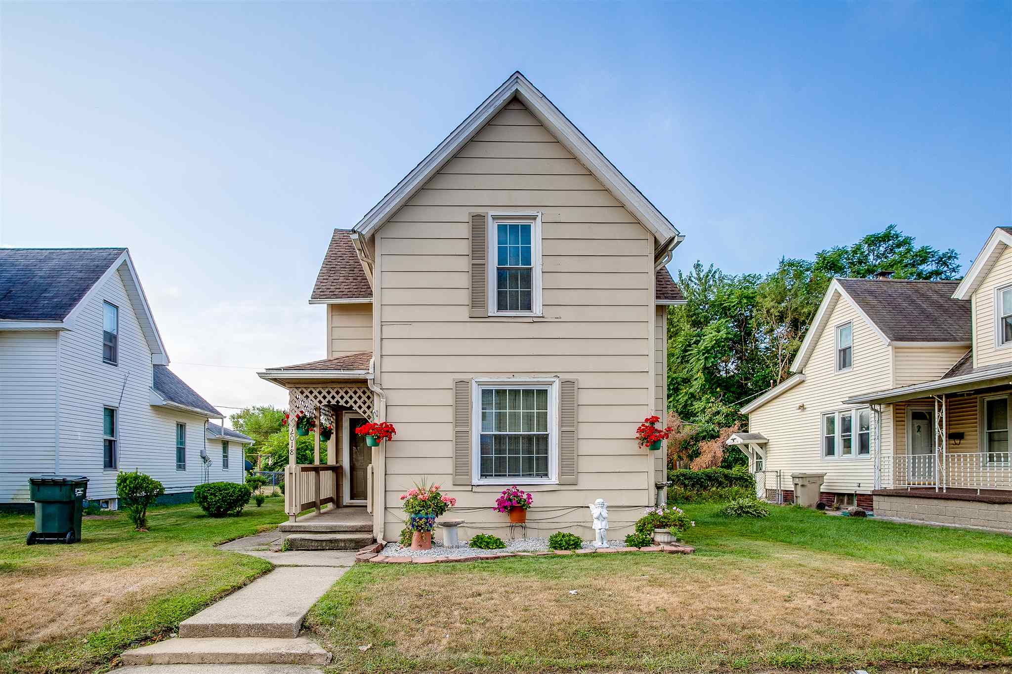2018 Bertrand Street South Bend, IN 46628 - Photo 1 of 24 Gallery Image 1