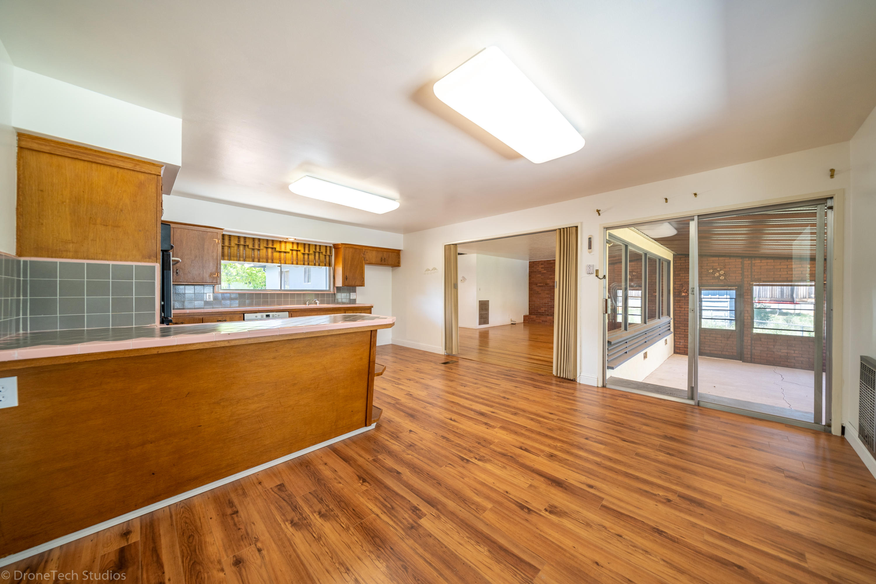 1703 Ridge Drive Redding, CA 96001 - Photo 15 of 49 1703 Ridge Dr-15