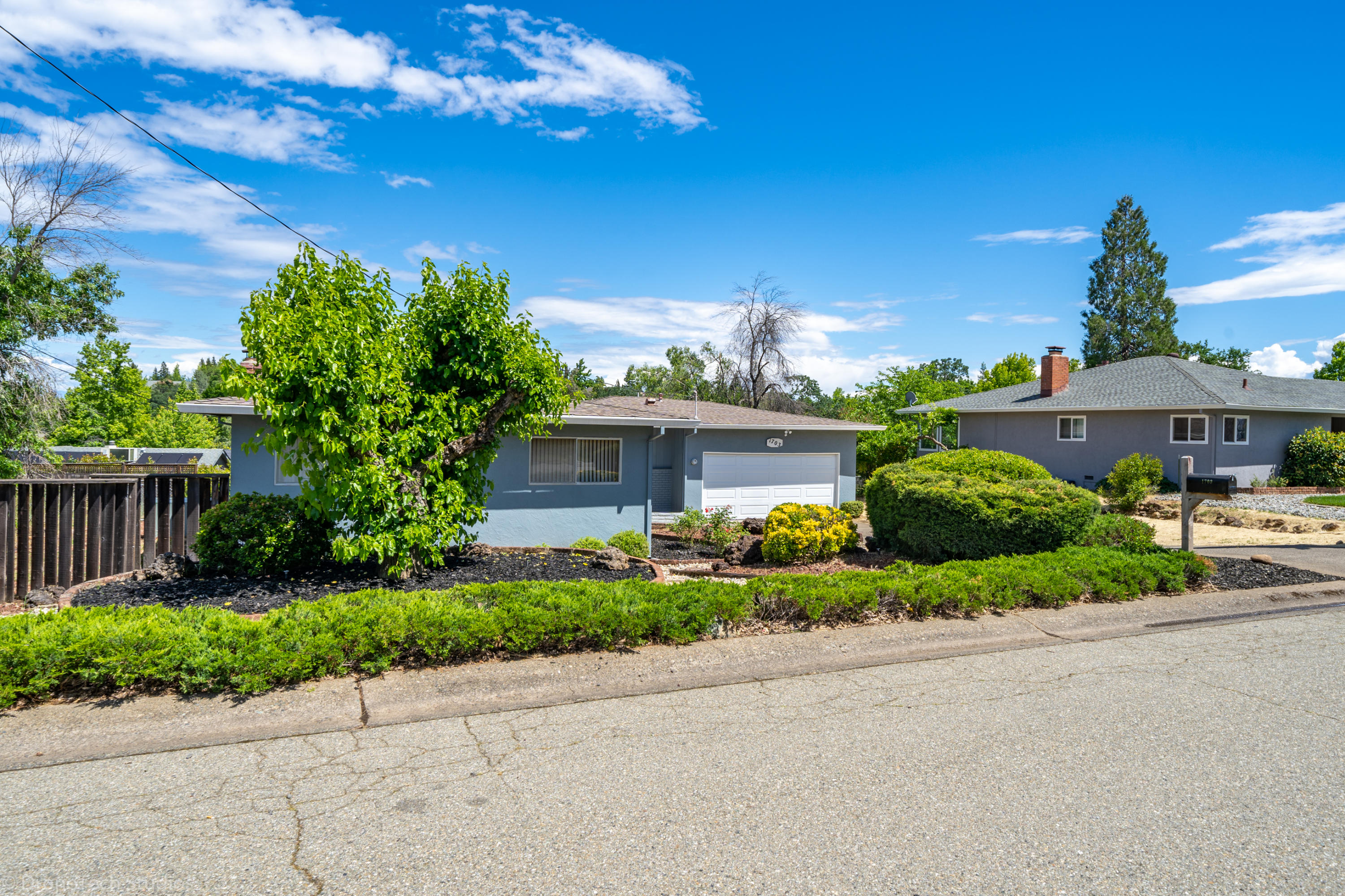 1703 Ridge Drive Redding, CA 96001 - Photo 3 of 49 1703 Ridge Dr-2
