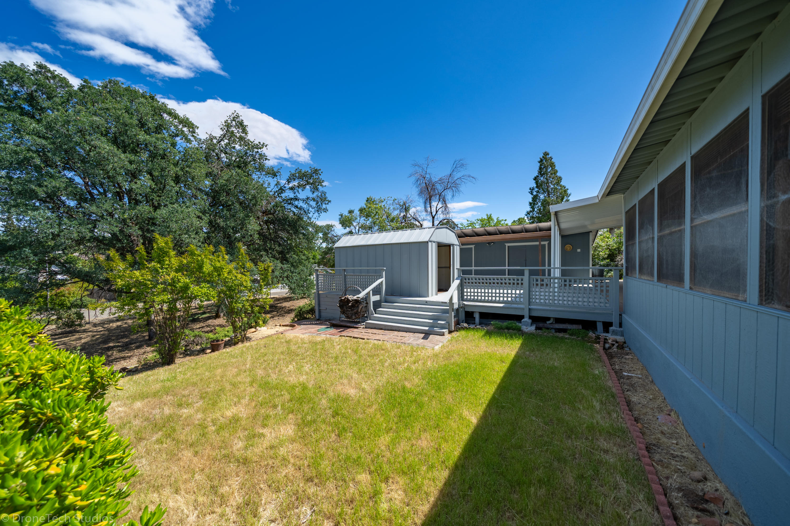 1703 Ridge Drive Redding, CA 96001 - Photo 33 of 49 1703 Ridge Dr-33