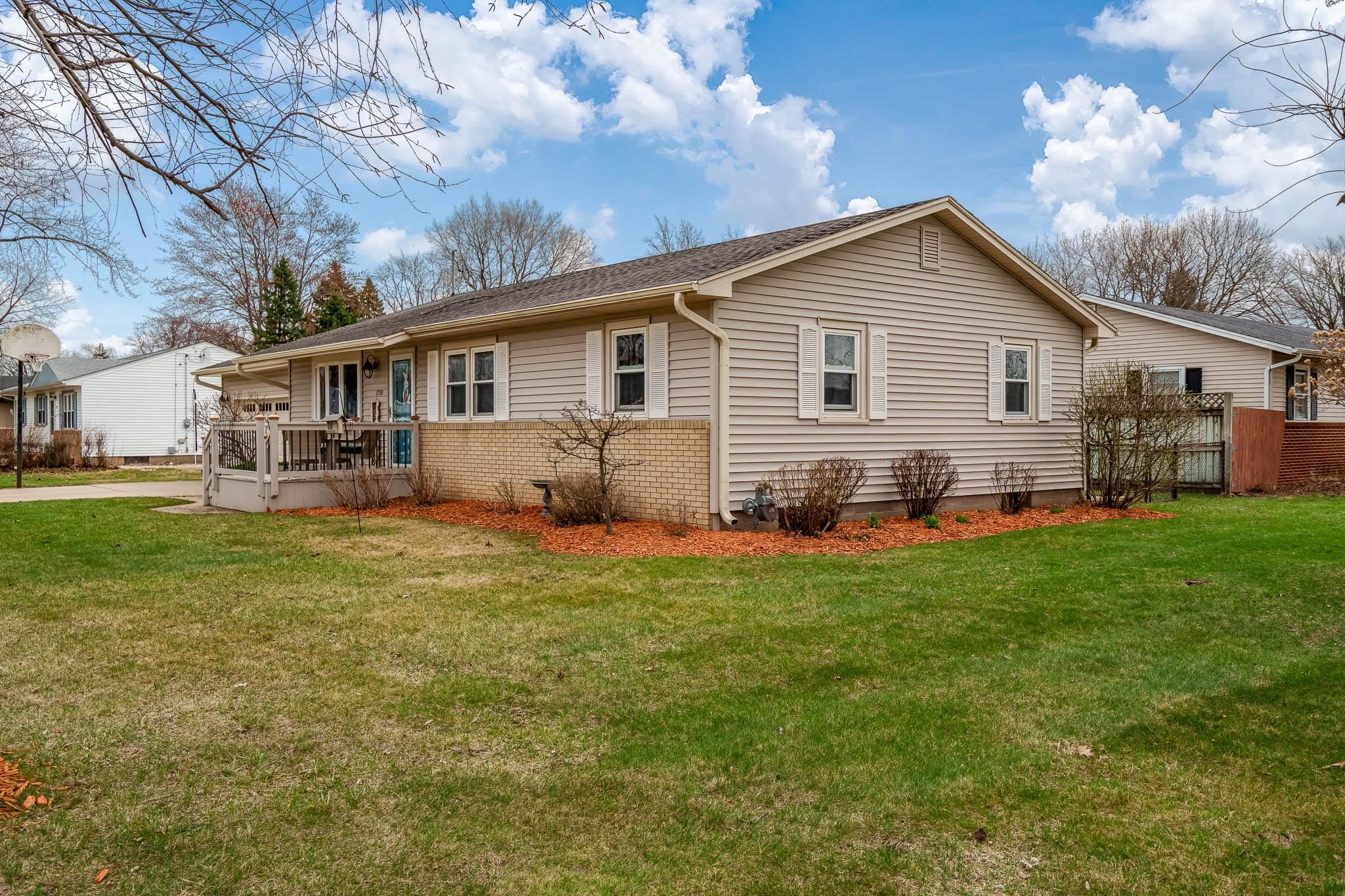 1710 Sumac Court Beloit, WI 53511 - Photo 38 of 44