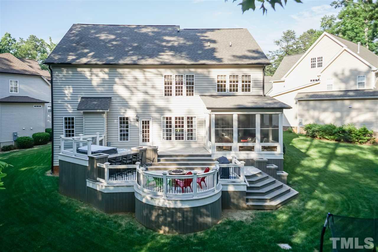 4315 Oakthorne Way Raleigh, NC 27613 - Photo 2 of 15