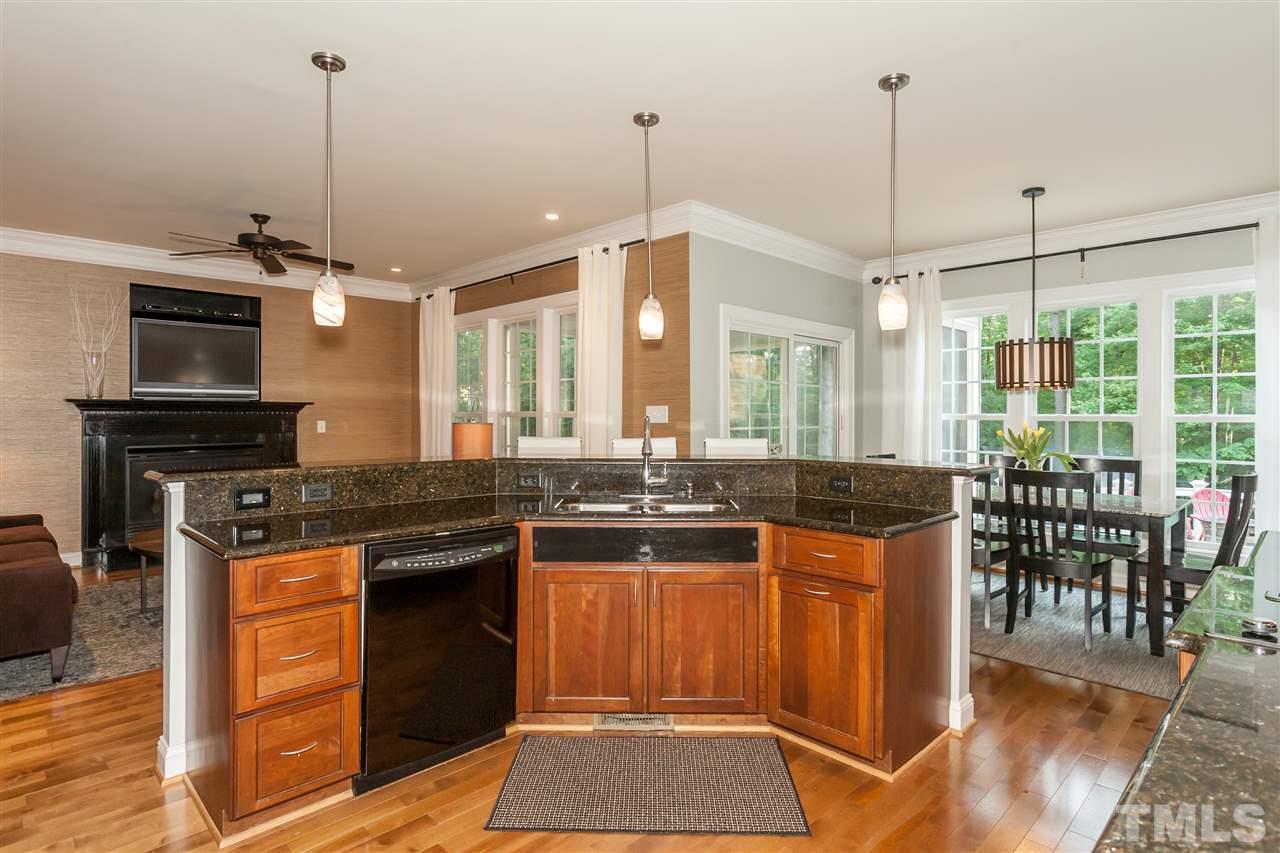 4315 Oakthorne Way Raleigh, NC 27613 - Photo 3 of 15