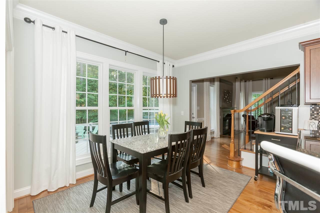 4315 Oakthorne Way Raleigh, NC 27613 - Photo 5 of 15