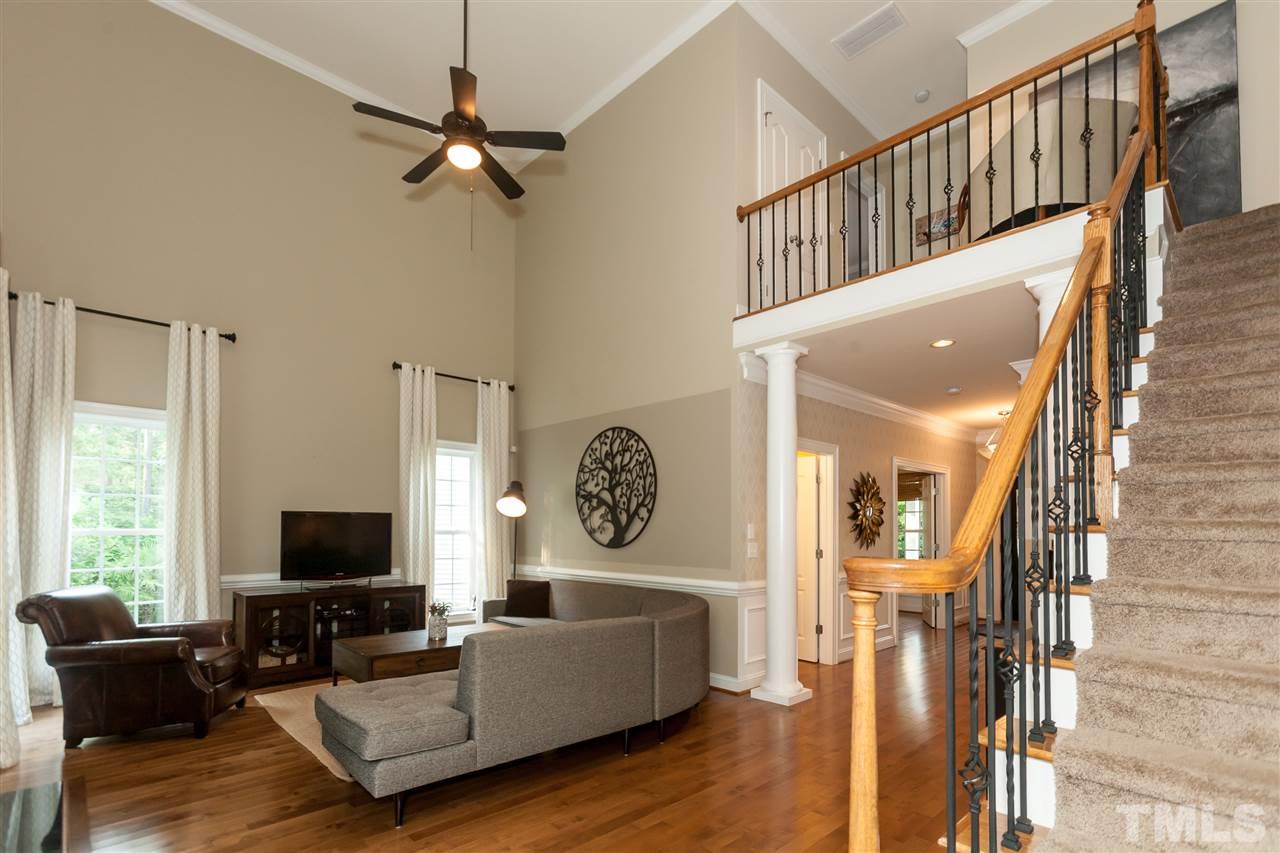 4315 Oakthorne Way Raleigh, NC 27613 - Photo 8 of 15