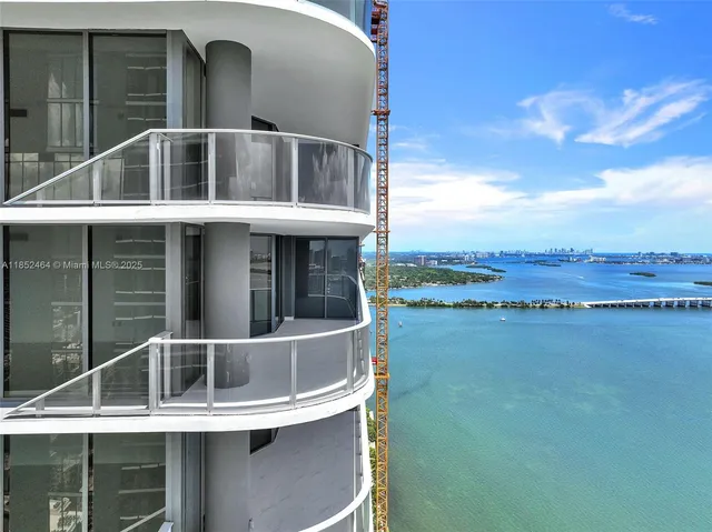 $19,500 | 700 Northeast 24th Street, Unit 4507, Miami, FL 33137